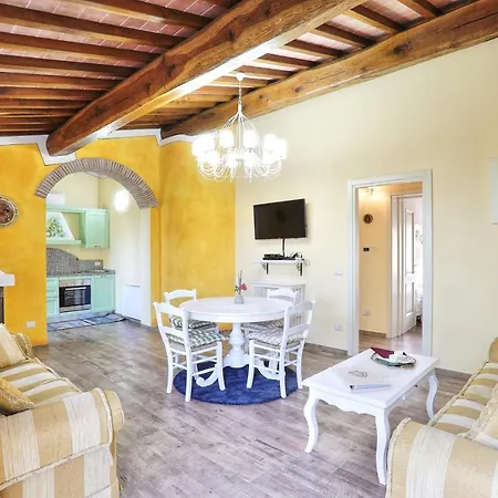 Wonderful House In Tuscany Near Pisa And Florence Holiday home *
